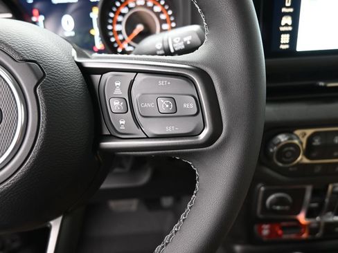 New 2026 Jeep Gladiator Willys AWD/4WD image 28