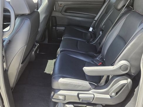 Certified 2024 Honda Odyssey Sport image 11