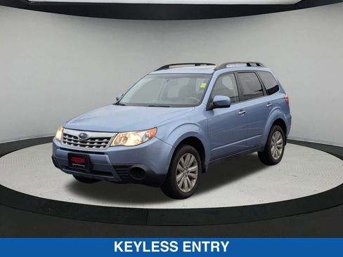 Used 2011 Subaru Forester 2.5X Premium w/ All-Weather Pkg image 8