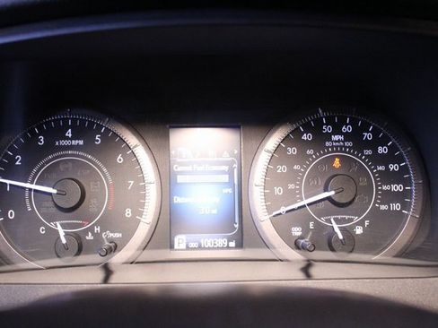 Used 2019 Toyota Sienna LE image 25