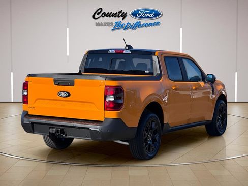 New 2026 Ford Maverick Lariat w/ Black Appearance Package image 25