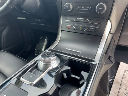 Certified 2019 Ford Edge SEL w/ Equipment Group 201A image 14