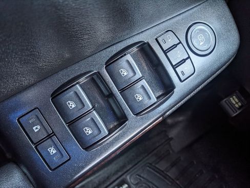 Used 2019 GMC Yukon SLT w/ Open Road Package RWD image 62