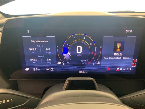 Used 2024 Chevrolet Traverse Z71 w/ Enhanced Driving Package image 27