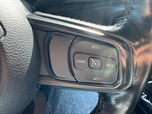 Used 2021 Jeep Wrangler Unlimited Sport w/ Technology Group AWD/4WD image 19