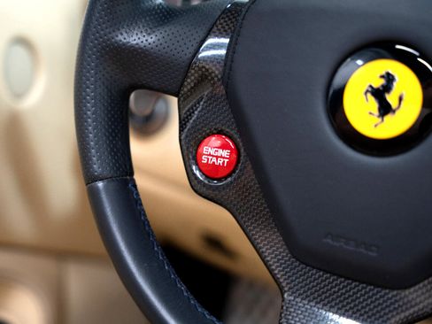 Used 2010 Ferrari California image 51