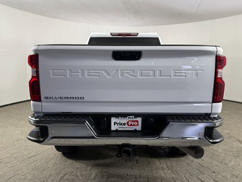Used 2025 Chevrolet Silverado 3500 W/T w/ WT/CX Safety Package AWD/4WD image 7