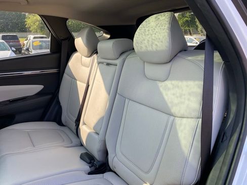 Used 2022 Hyundai Tucson Limited AWD/4WD image 25