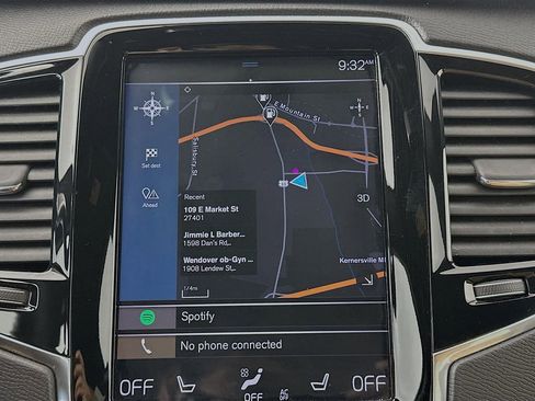 Used 2018 Volvo XC90 T5 Momentum w/ Momentum Plus Package FWD image 19