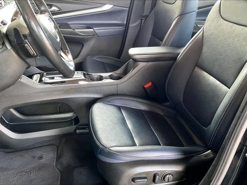 Used 2022 Chevrolet Bolt EUV Premier w/ Sun & Sound Package FWD image 20