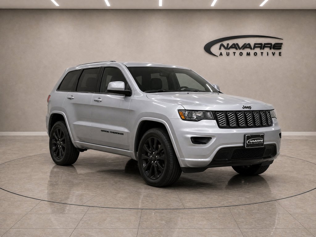 Used 2020 Jeep Grand Cherokee Altitude AWD/4WD image 9