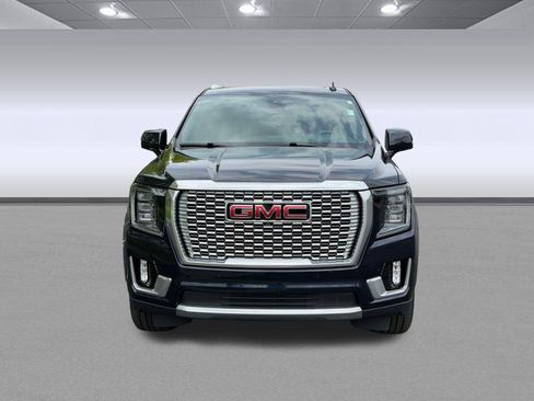 Used 2021 GMC Yukon Denali w/ Denali Premium Package AWD/4WD image 6