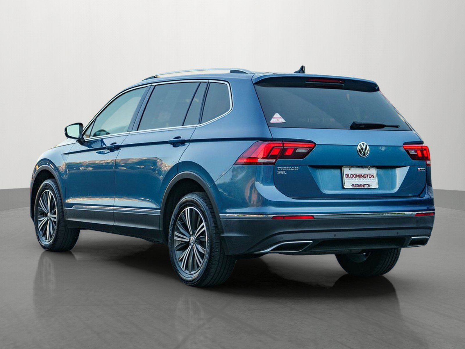 Used 2019 Volkswagen Tiguan SEL AWD/4WD image 5