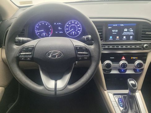 Used 2019 Hyundai Elantra SEL FWD image 22