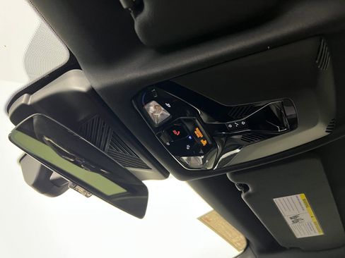 Used 2026 BMW M235i xDrive w/ Technology Package image 18