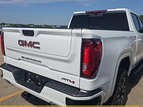 Used 2024 GMC Sierra 1500 AT4 w/ Technology Package AWD/4WD image 2