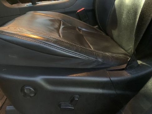 Used 2014 Jeep Grand Cherokee Limited w/ Luxury Group II image 11