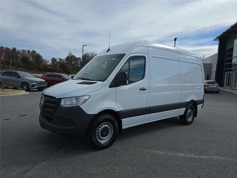 New 2025 Mercedes-Benz Sprinter 2500 image 11