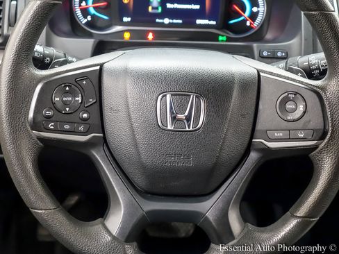 Used 2022 Honda Pilot Sport image 19
