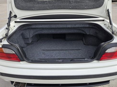 Used 1998 BMW M3 Convertible image 9