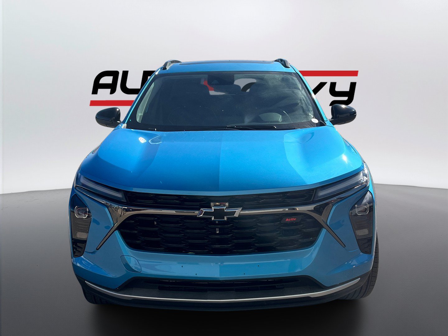 Used 2026 Chevrolet Trax ACTIV w/ Sunroof Package FWD image 2