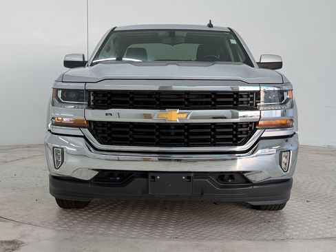Used 2017 Chevrolet Silverado 1500 LT w/ All Star Edition AWD/4WD image 6