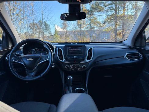 Used 2020 Chevrolet Equinox LT AWD/4WD image 18