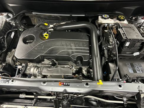 Used 2024 Chevrolet Equinox LT image 27