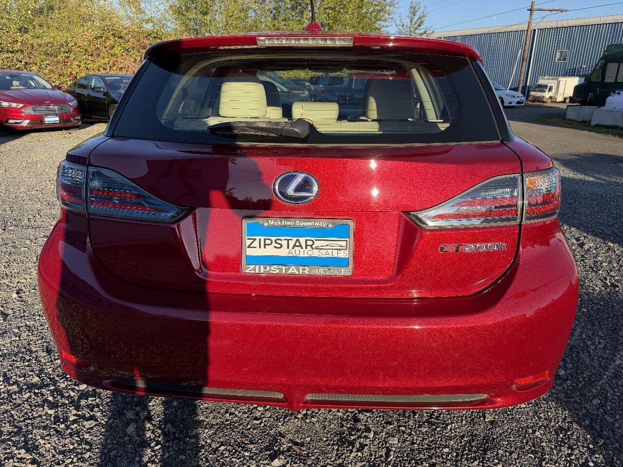 Used 2011 Lexus CT 200h Premium FWD image 4