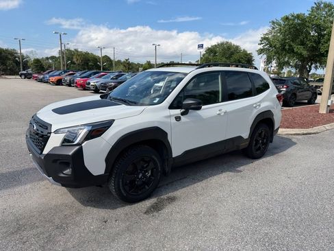 Used 2025 Subaru Forester Wilderness w/ Convenience Package AWD/4WD image 13