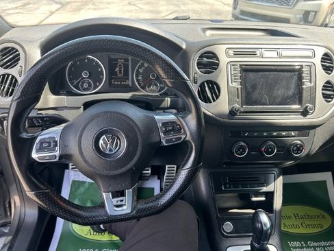 Used 2016 Volkswagen Tiguan R-Line FWD image 18
