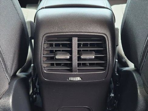Used 2021 Ford Escape SE w/ Convenience Package FWD image 16
