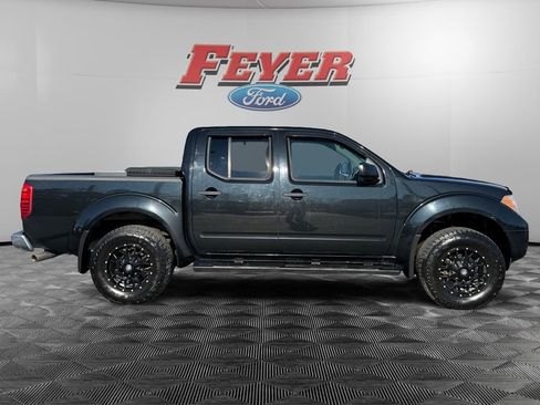 Used 2019 Nissan Frontier SV image 6