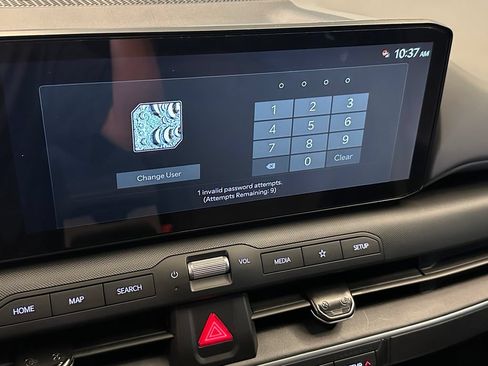 Used 2025 Kia K4 FWD image 12