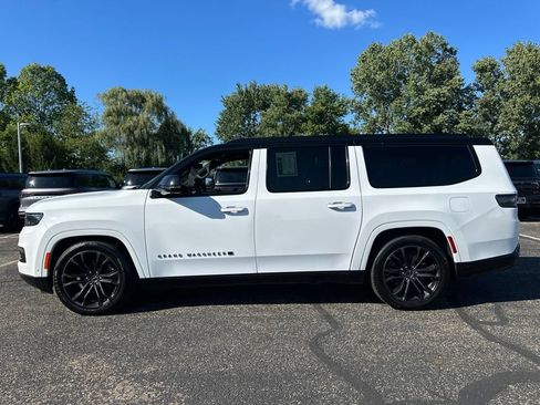 Used 2024 Jeep Grand Wagoneer L Series II w/ Quick Order Packagew 28T AWD/4WD image 10