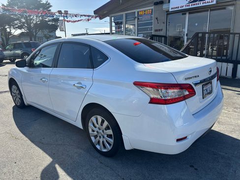Used 2013 Nissan Sentra S image 6