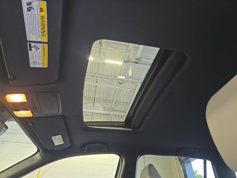 Used 2025 Honda Passport EX-L image 30
