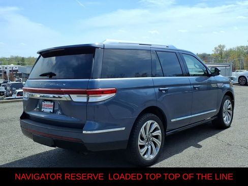 Used 2023 Lincoln Navigator Reserve AWD/4WD image 6