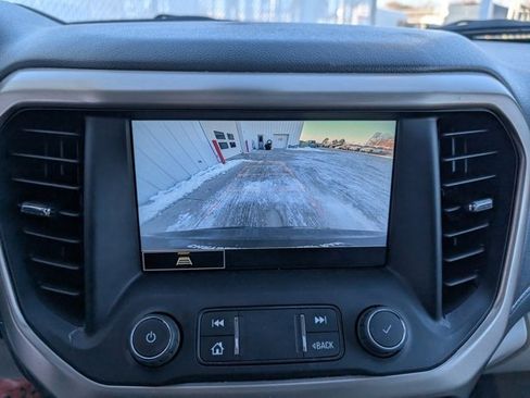 Used 2022 GMC Acadia Denali image 19