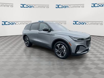 New 2025 Lincoln Nautilus Premier w/ Jet Appearance Package