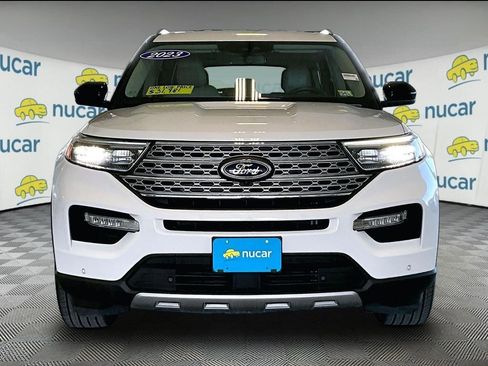 Used 2023 Ford Explorer Limited image 2