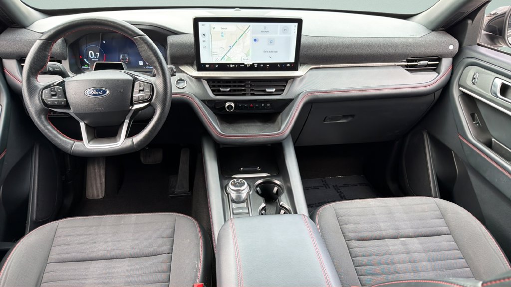 Used 2025 Ford Explorer ST-Line AWD/4WD image 13