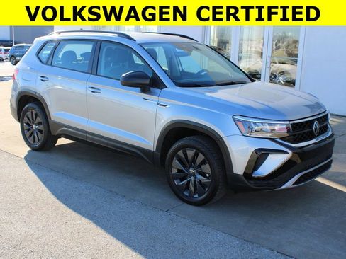 Certified 2024 Volkswagen Taos S image 1