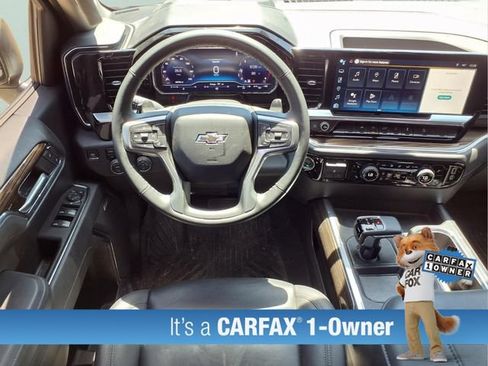 Used 2025 Chevrolet Silverado 1500 LT Trail Boss w/ Convenience Package II AWD/4WD image 4
