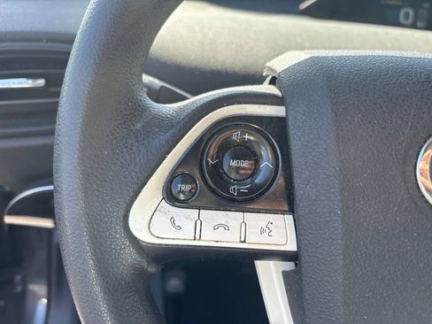 Used 2018 Toyota Prius One w/ Carpet Mat Package FWD image 18