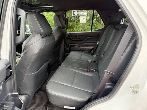 Used 2025 Toyota 4Runner TRD Off-Road Premium w/ Tow Technology Package AWD/4WD image 12
