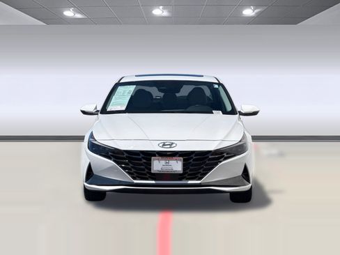 Used 2023 Hyundai Elantra Limited w/ Cargo Package FWD image 6
