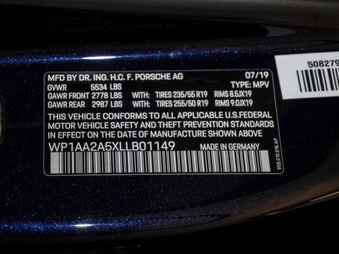 Used 2020 Porsche Macan image 30