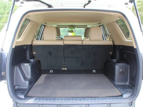 Used 2018 Toyota 4Runner Limited RWD image 19