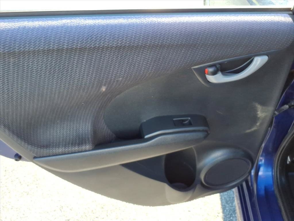 Used 2013 Honda Fit Sport image 21